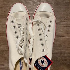 Men’s white converse